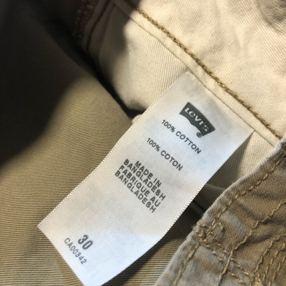 Vintage Levi’s Flat front Shorts Size 30 - Picture 4 of 11